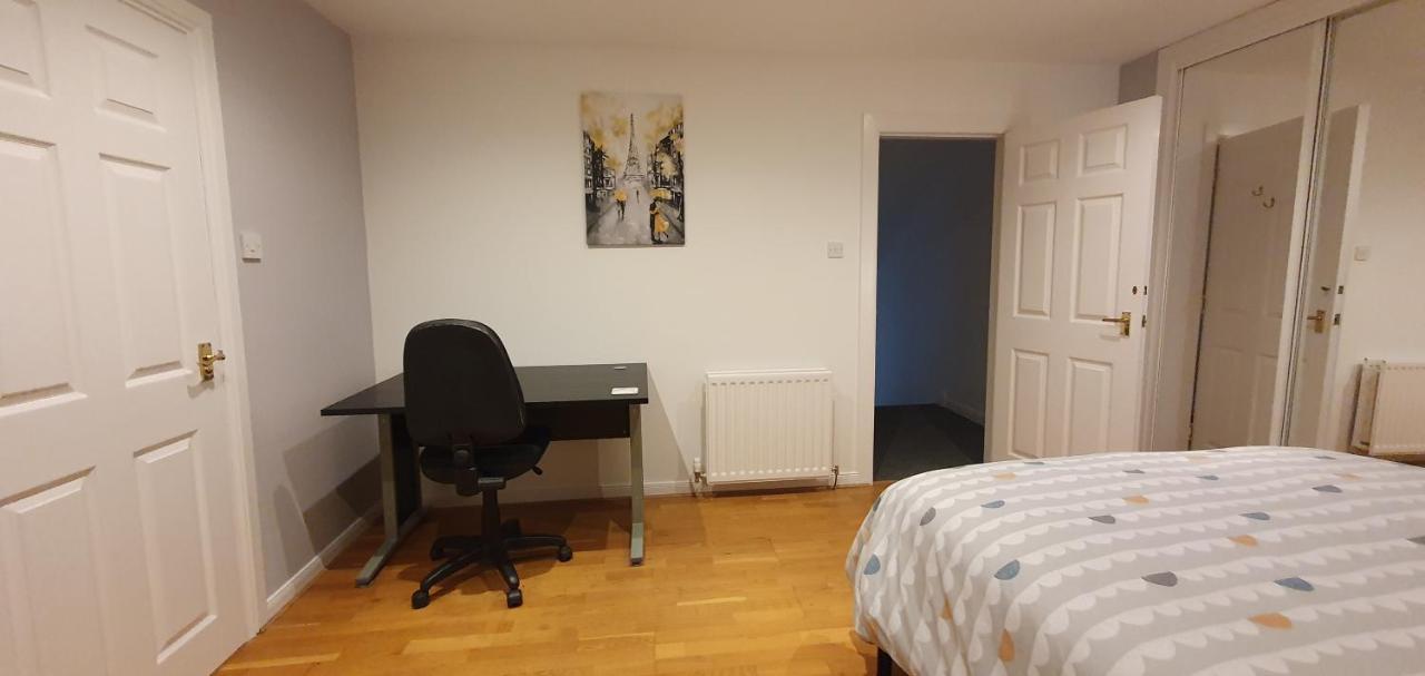 Spacious, Modern 3 Bedroom Luxury Flat In Centre Location Broughty Ferry Eksteriør bilde
